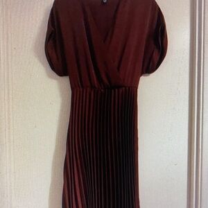Elegant Burgundy Pleated Dress